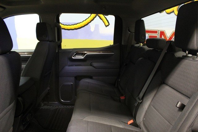 New 2026 GMC Sierra 1500 Elevation image 14