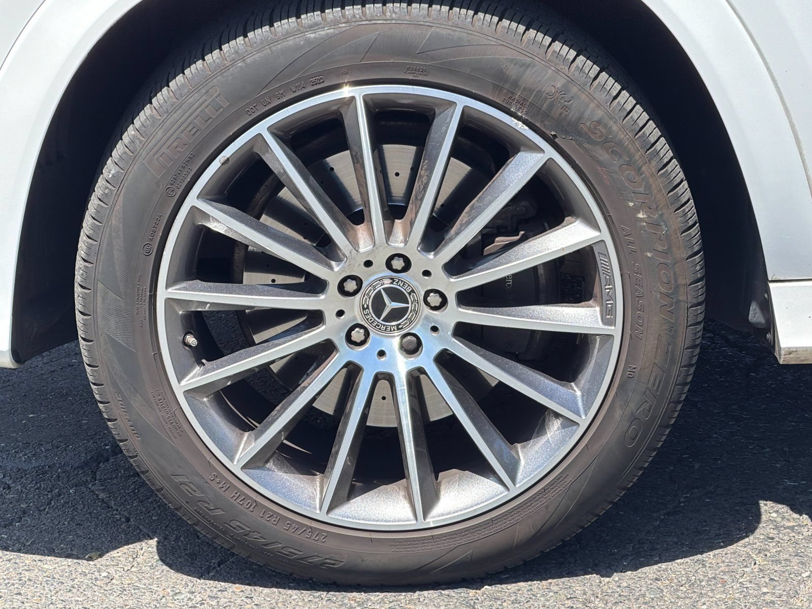 Used 2024 Mercedes-Benz GLE 350 4MATIC image 25