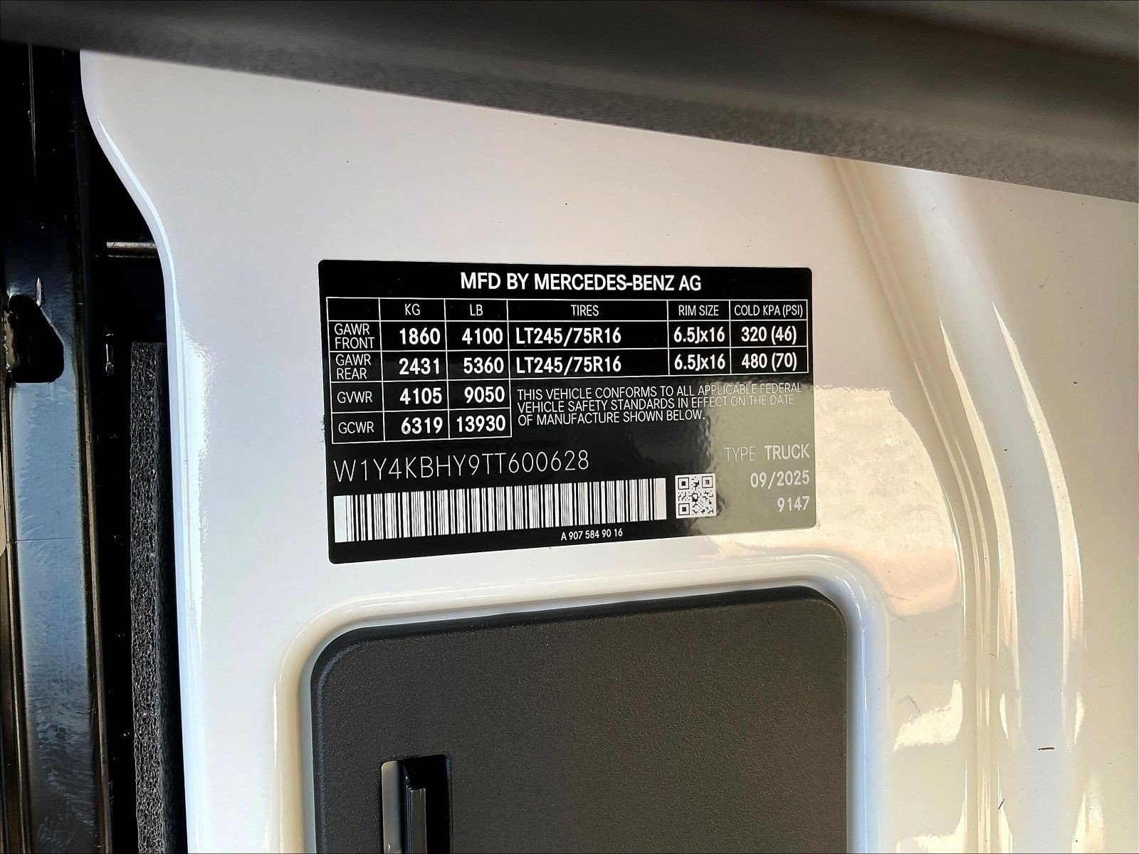 New 2026 Mercedes-Benz Sprinter 2500 image 18