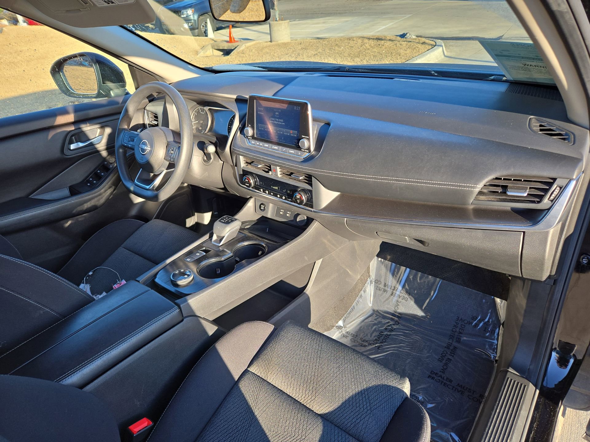 Used 2024 Nissan Rogue SV image 19