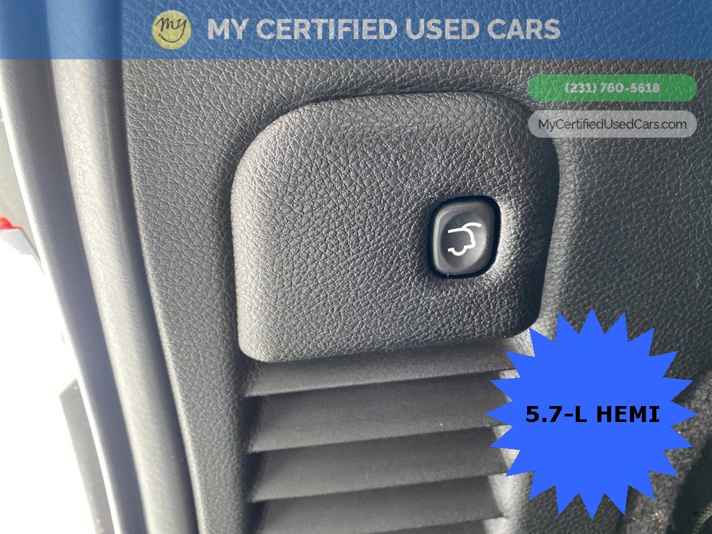 Used 2017 Jeep Grand Cherokee Summit w/ Platinum Series Group image 11