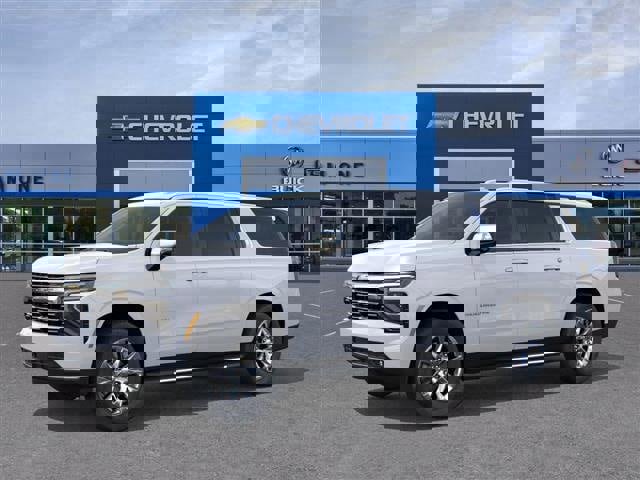 New 2026 Chevrolet Suburban Premier image 2