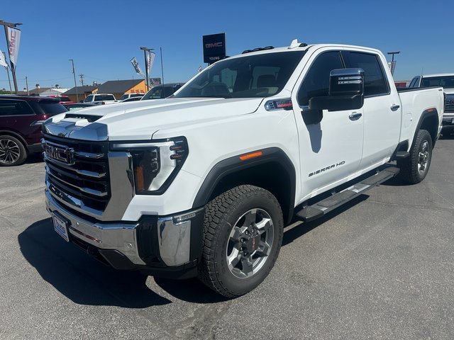 New 2025 GMC Sierra 3500 SLT w/ SLT Convenience Package image 8