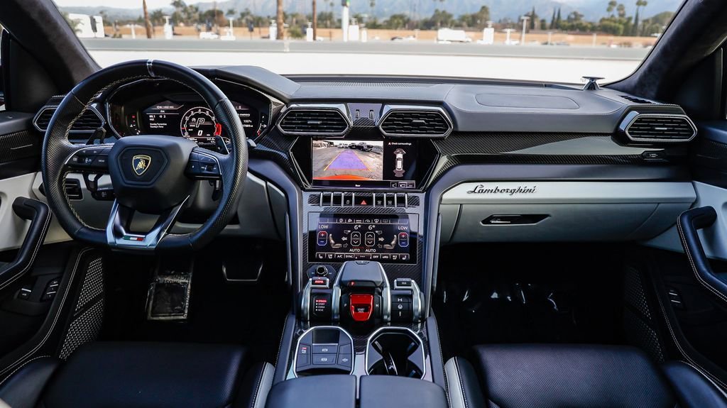Used 2023 Lamborghini Urus S image 15