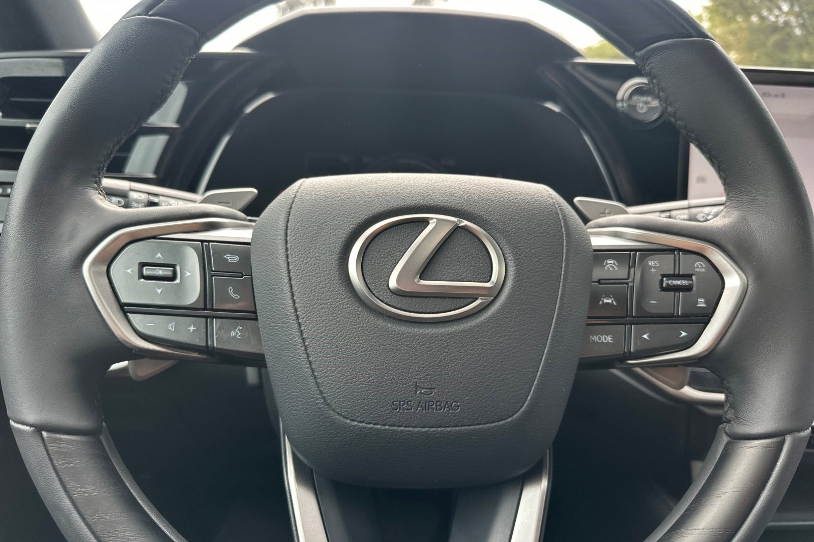 Certified 2023 Lexus RX 350h w/ Cold Area Package image 29