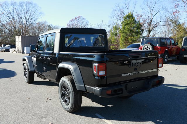 New 2026 Jeep Gladiator Sport image 9