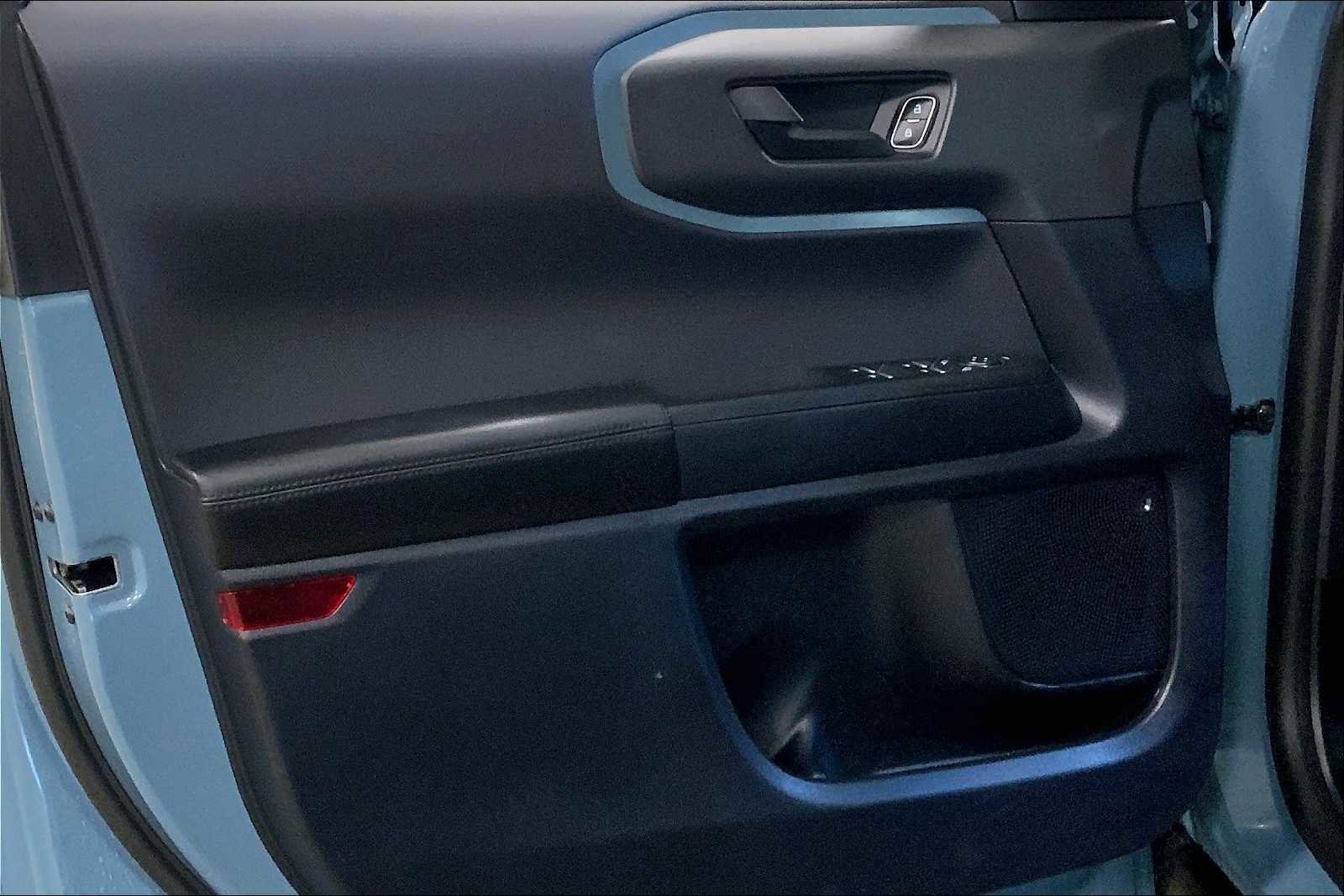 Used 2023 Ford Bronco Sport Badlands image 22