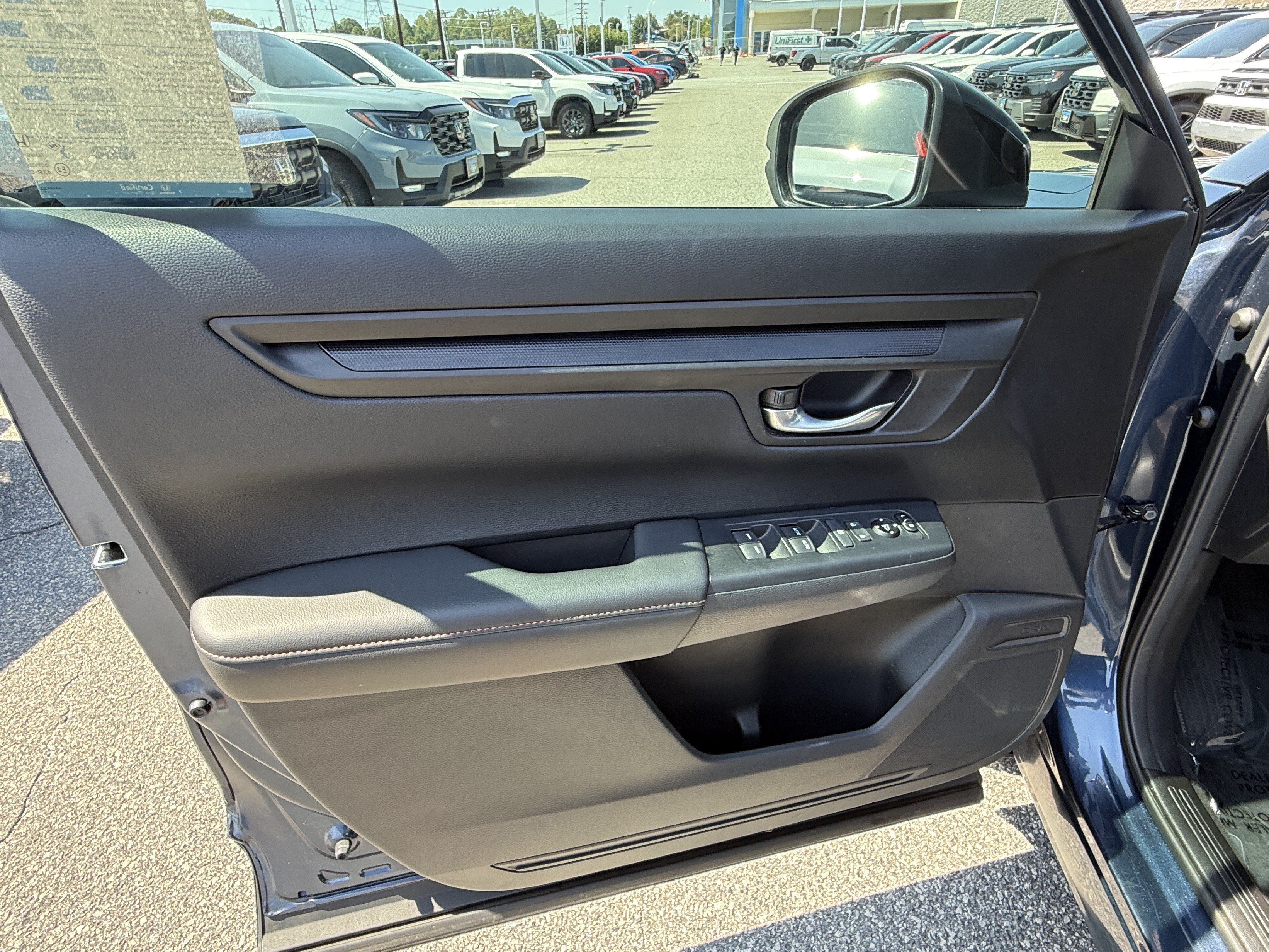 Used 2023 Honda CR-V Sport image 14