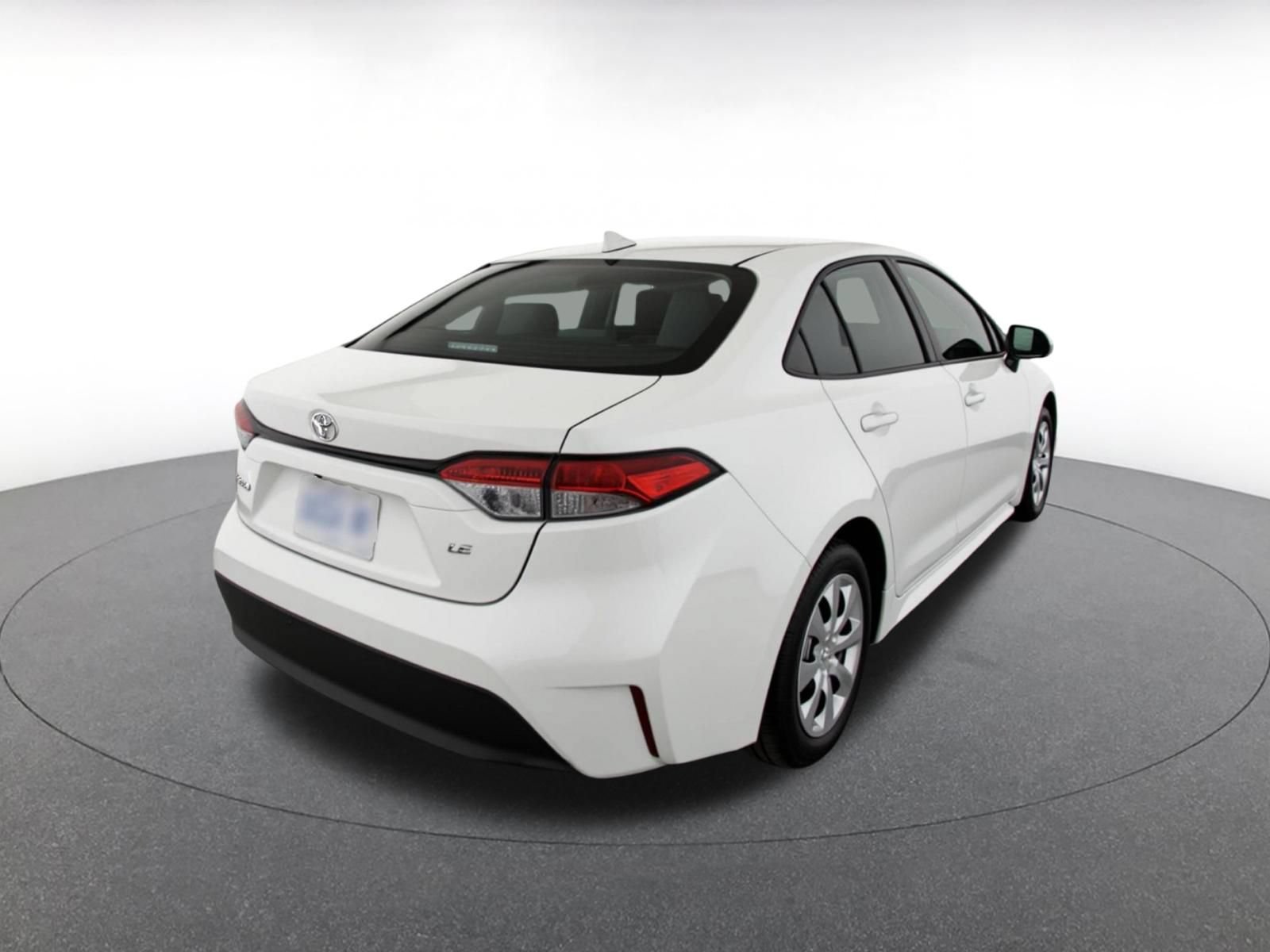 Used 2025 Toyota Corolla LE FWD image 10