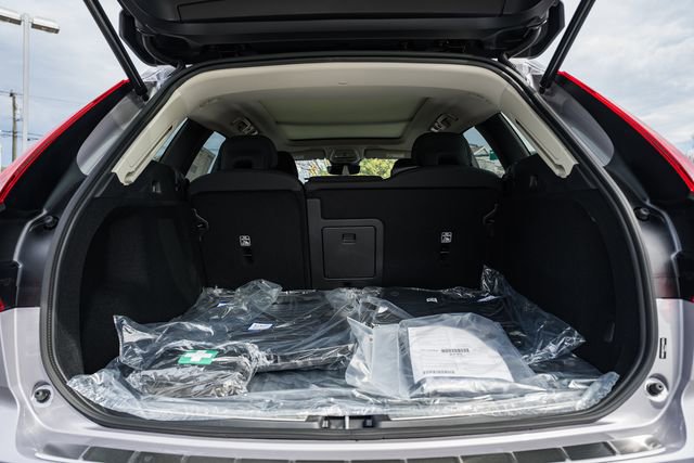 New 2026 Volvo XC60 B5 Plus w/ Protection Package Premier image 10