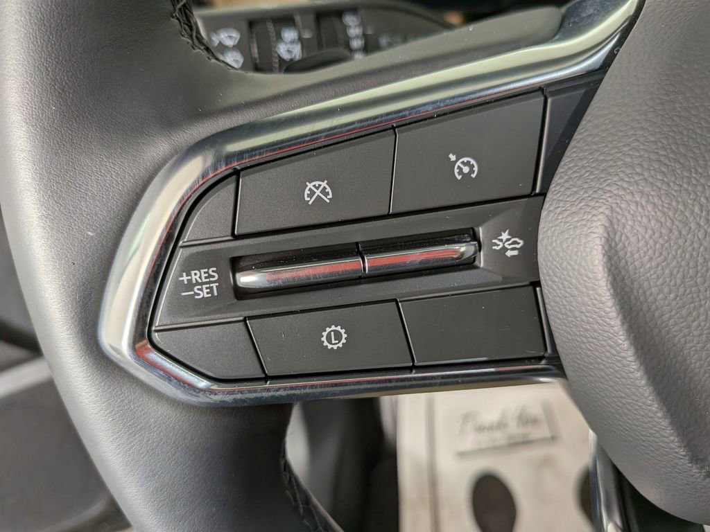 Used 2026 Chevrolet Equinox ACTIV w/ Convenience Package III image 22