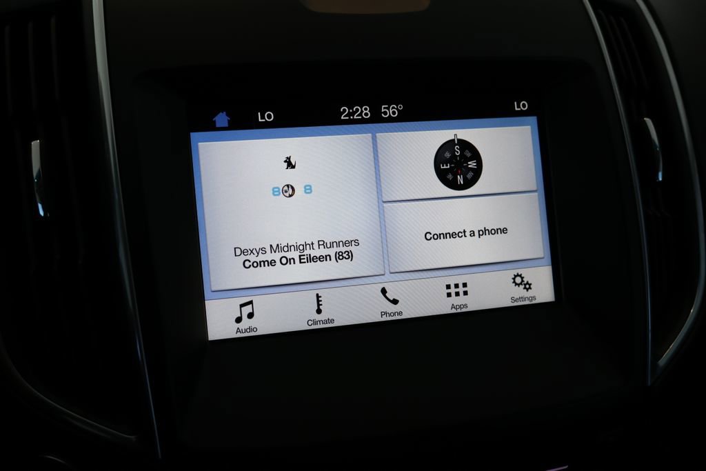 Used 2017 Ford Edge Titanium image 48