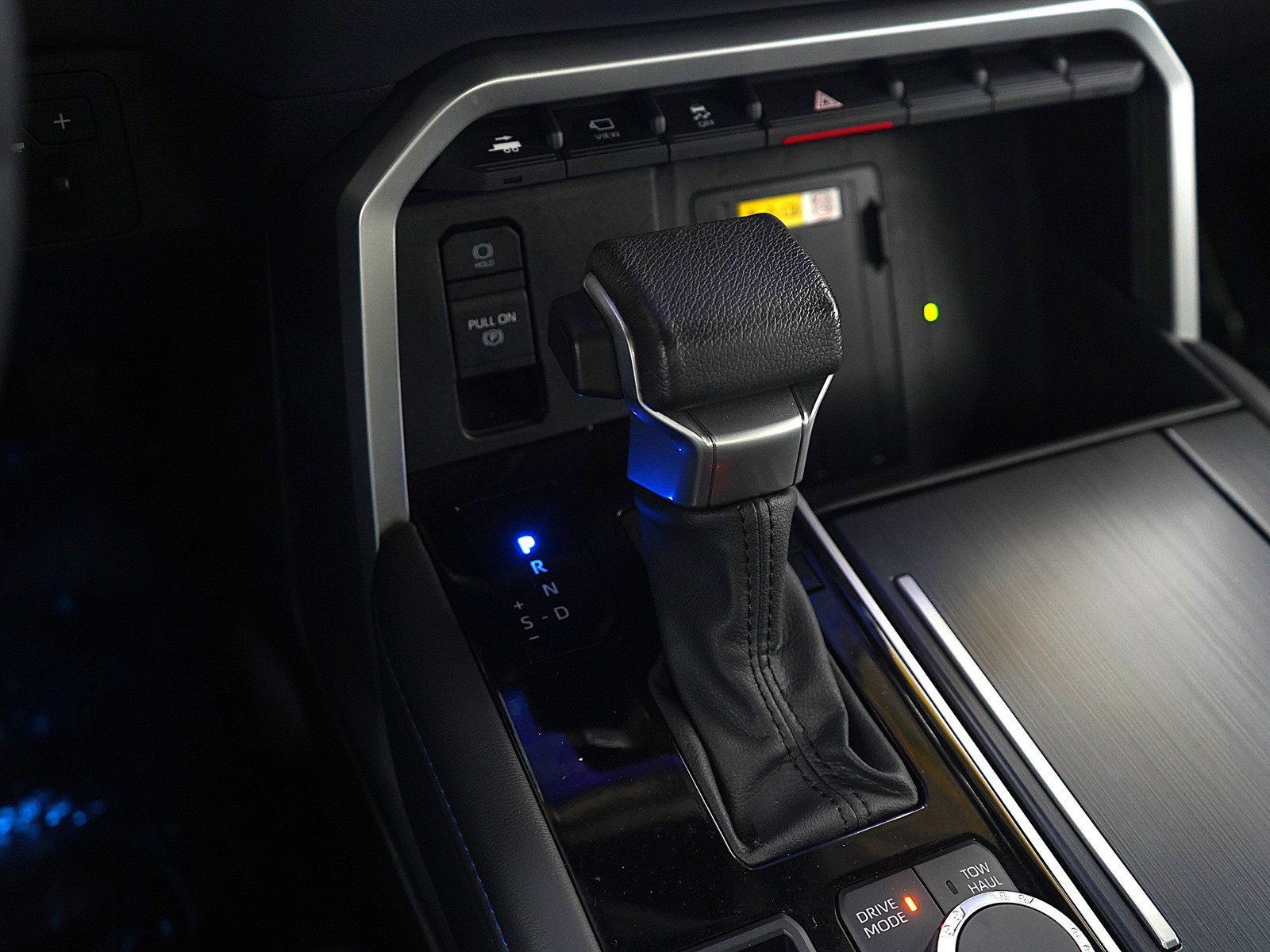 Used 2023 Toyota Sequoia Platinum image 25