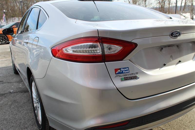 Used 2014 Ford Fusion Energi SE FWD image 15