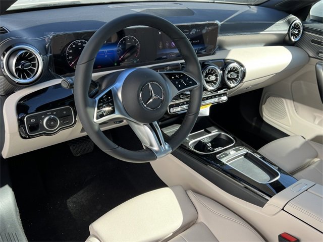 Certified 2025 Mercedes-Benz CLA 250 4MATIC image 17