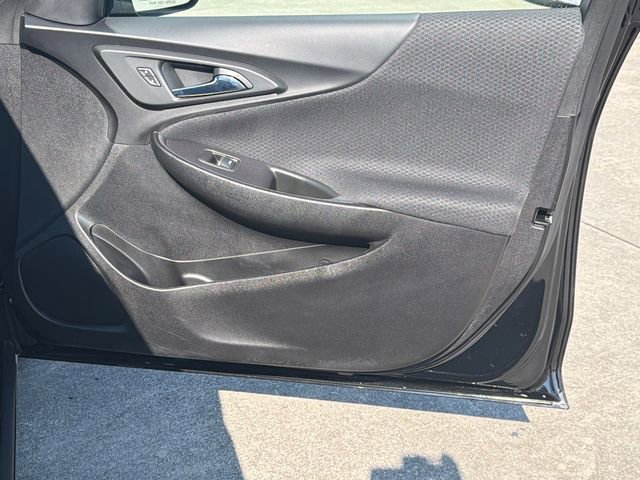 Used 2023 Chevrolet Malibu LS image 14