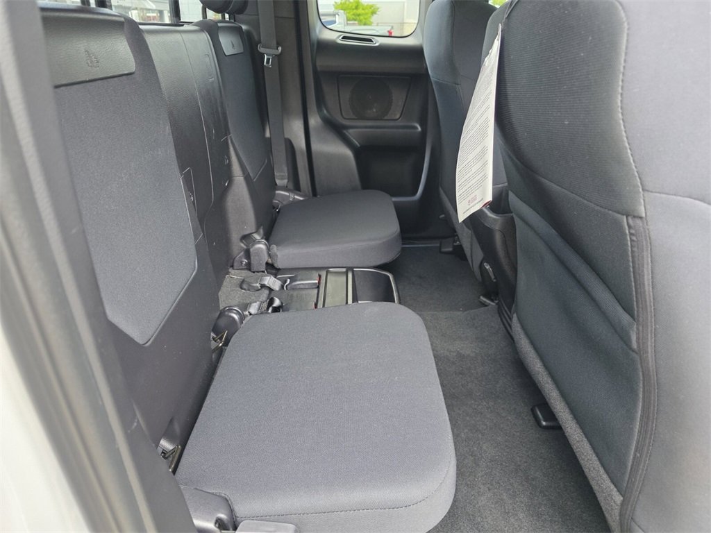 Used 2021 Toyota Tacoma TRD Sport w/ Technology Package image 17