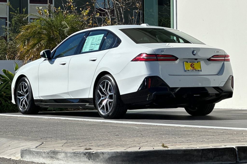 New 2026 BMW i5 eDrive40 w/ M Sport Package image 5