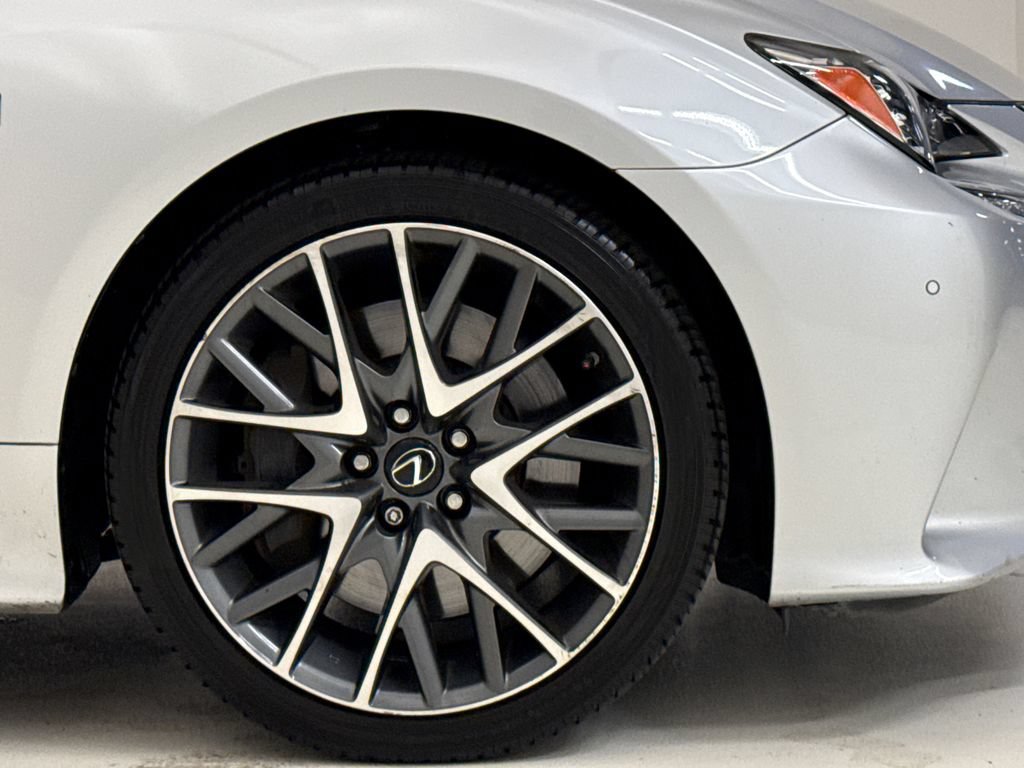 Used 2016 Lexus RC 200t RWD image 6