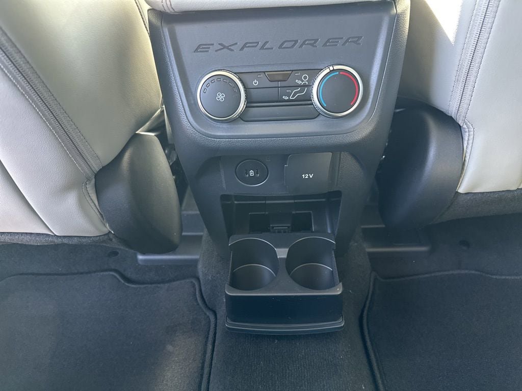 New 2026 Ford Explorer Active image 21