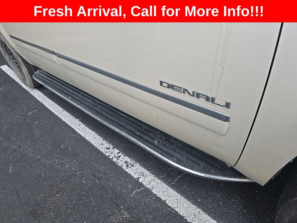Used 2014 GMC Yukon XL Denali AWD/4WD image 28