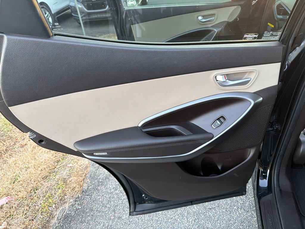 Used 2017 Hyundai Santa Fe Sport image 34