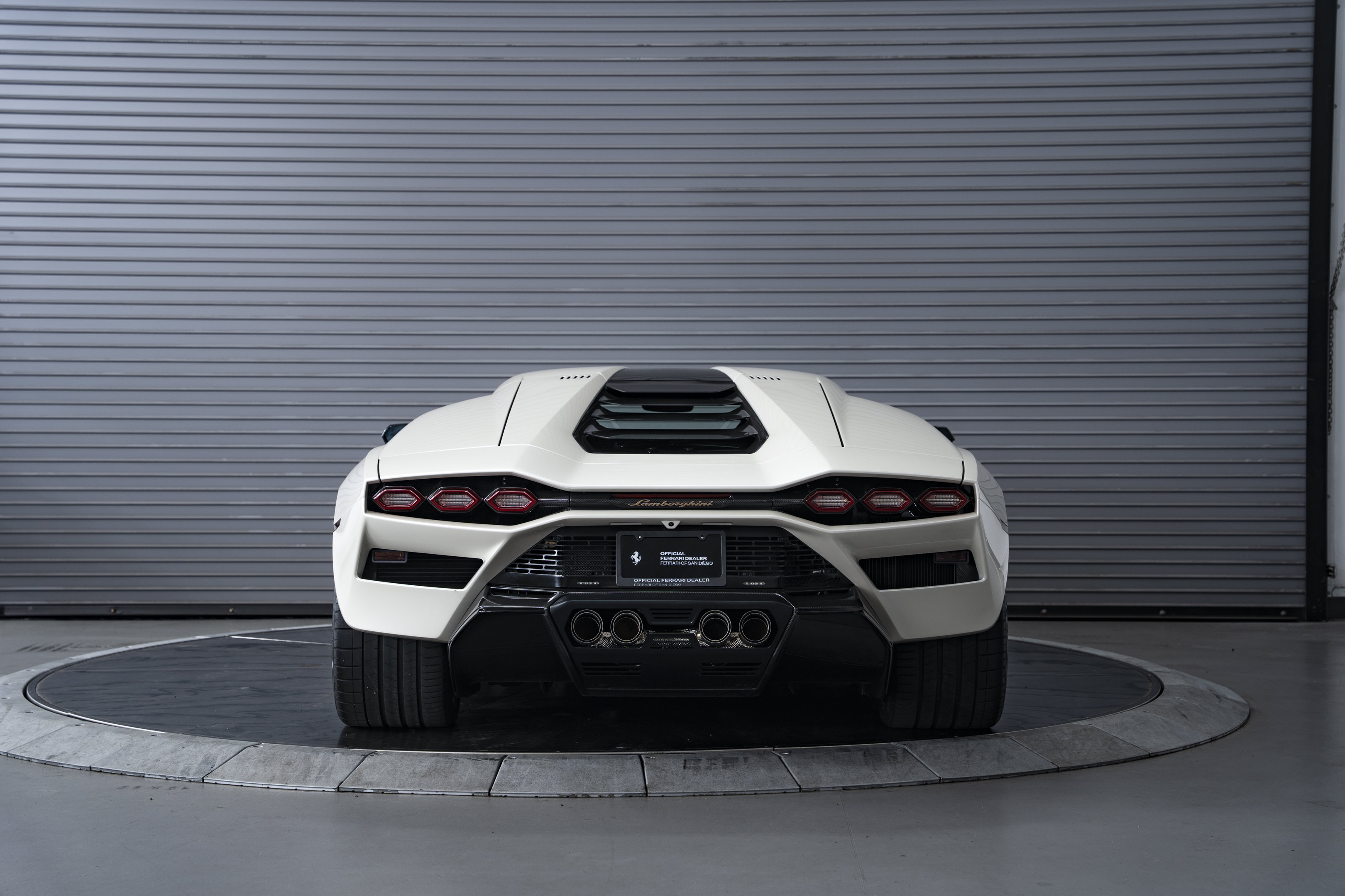 Used 2022 Lamborghini Aventador Countach AWD/4WD image 4