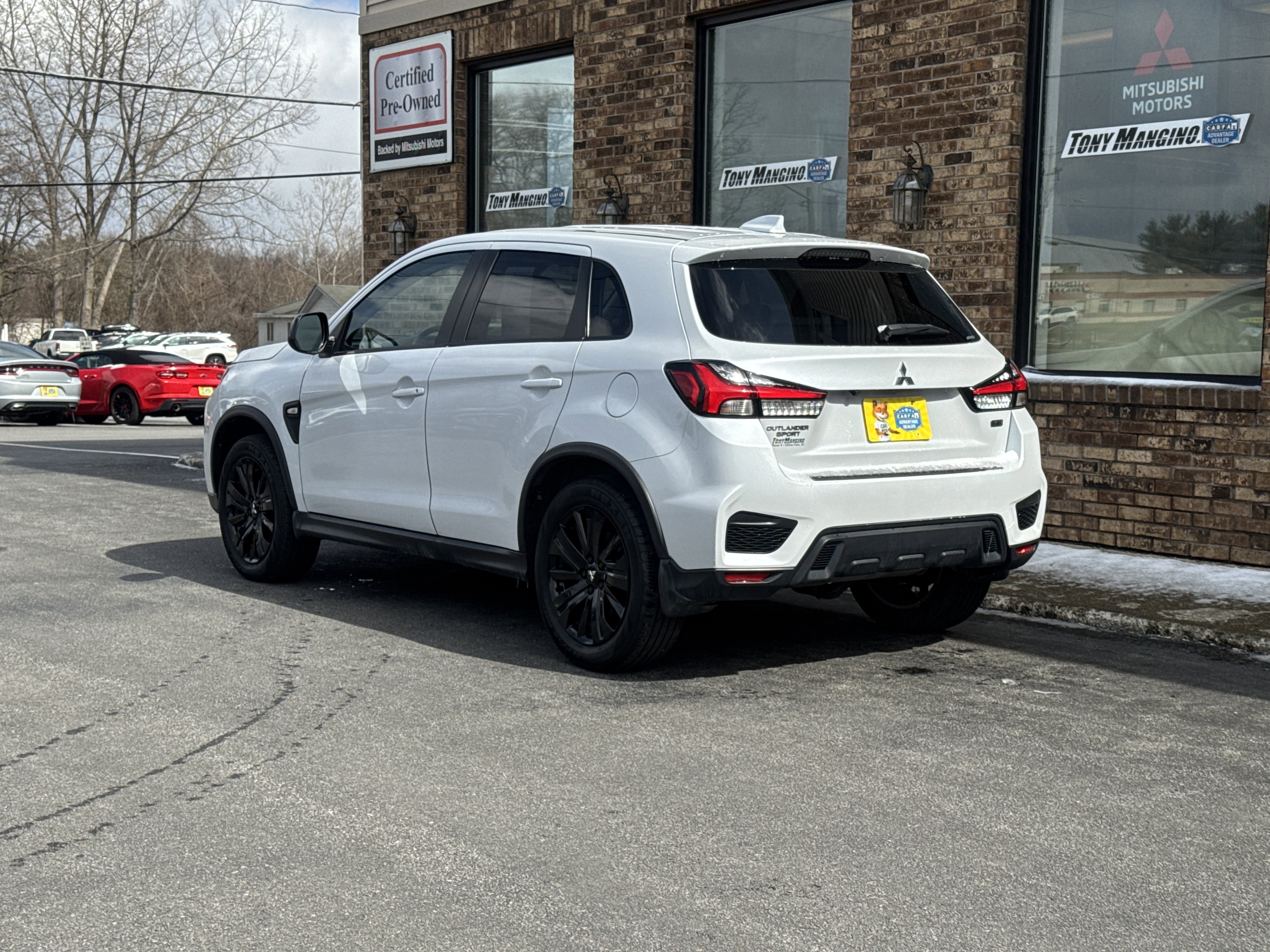 Used 2023 Mitsubishi Outlander Sport LE image 3