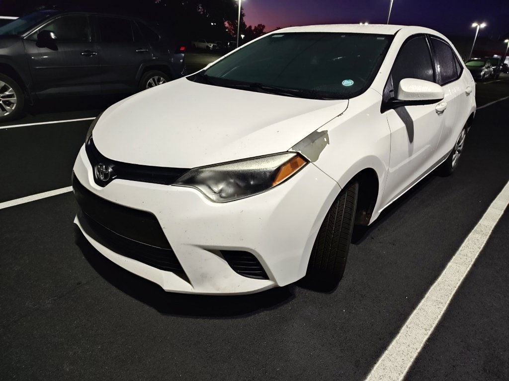 Used 2016 Toyota Corolla LE FWD image 6