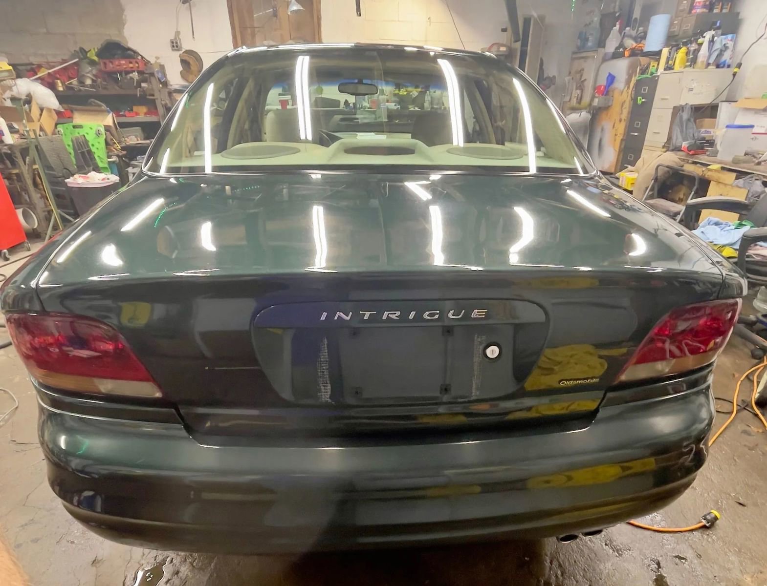 Used 1999 Oldsmobile Intrigue GL image 34