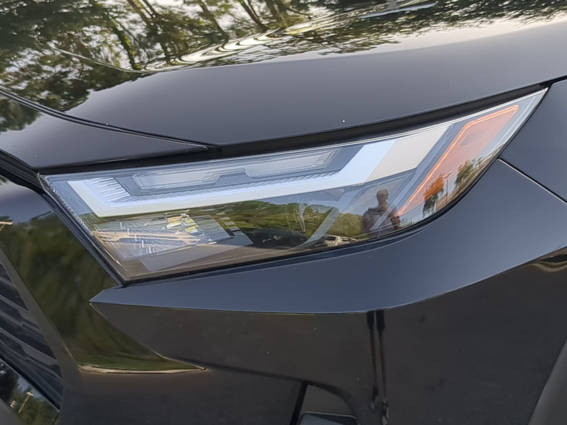 Used 2023 Toyota RAV4 XLE Premium AWD/4WD image 44