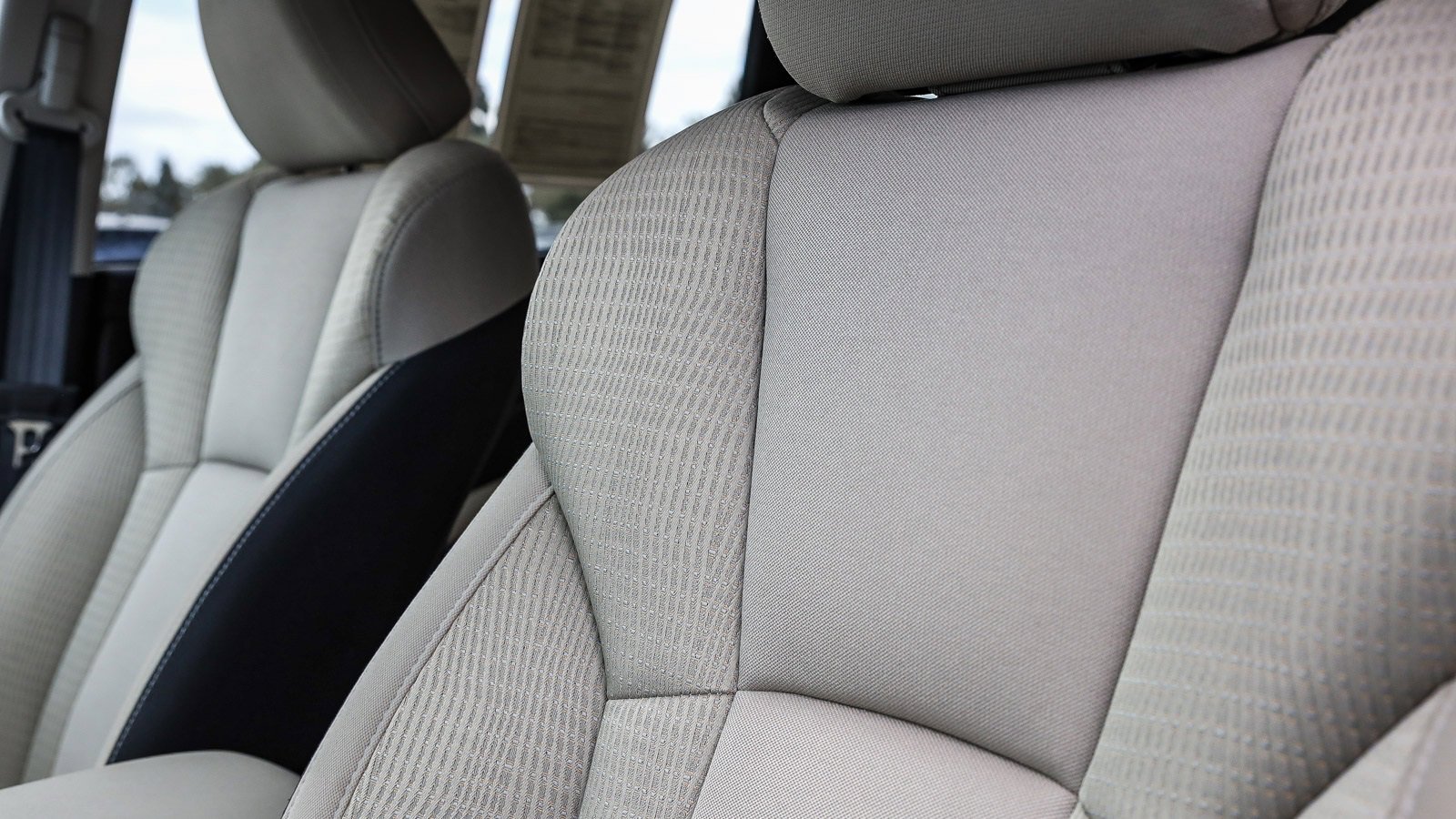 Used 2024 Subaru Ascent Premium w/ Convenience Package image 21