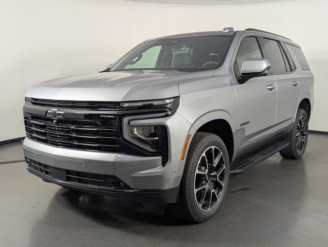 Used 2025 Chevrolet Tahoe RST image 4