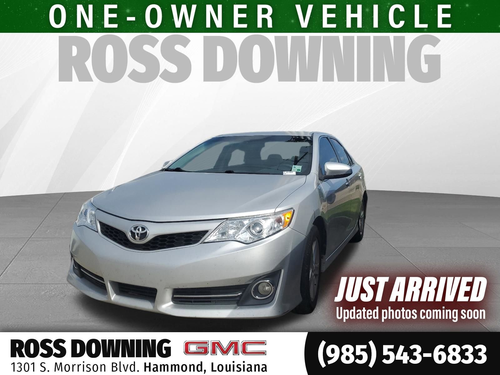 Used 2012 Toyota Camry SE image 1
