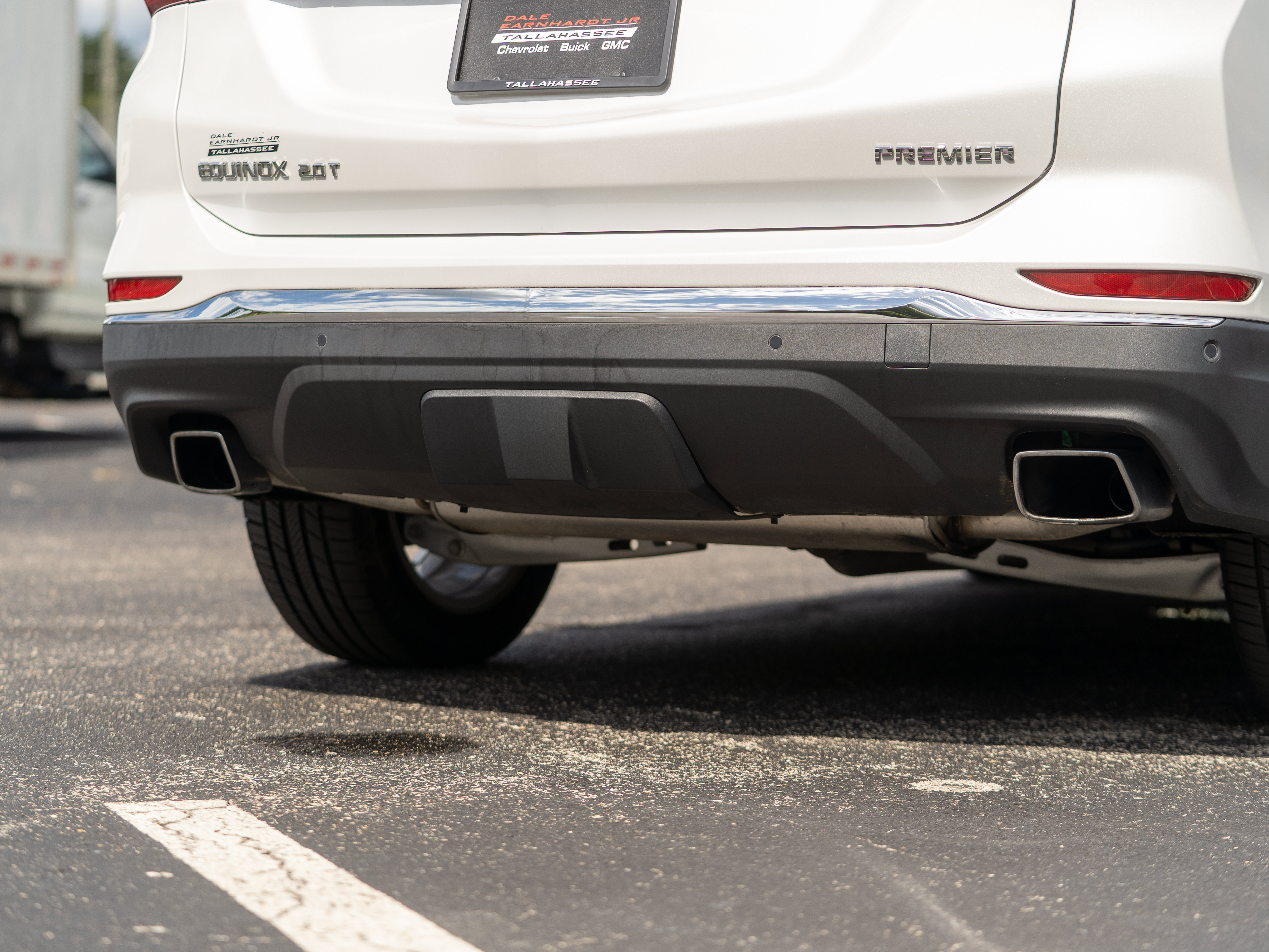 Used 2020 Chevrolet Equinox Premier FWD image 43