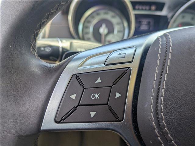 Used 2013 Mercedes-Benz SL 550 image 10