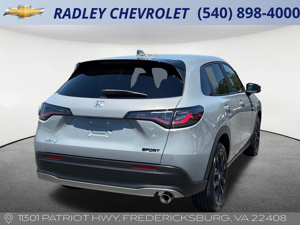 Used 2025 Honda HR-V Sport image 19