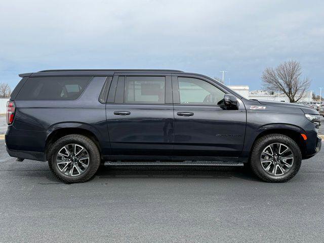 Used 2023 Chevrolet Suburban Z71 w/ Z71 Off-Road Package AWD/4WD image 10
