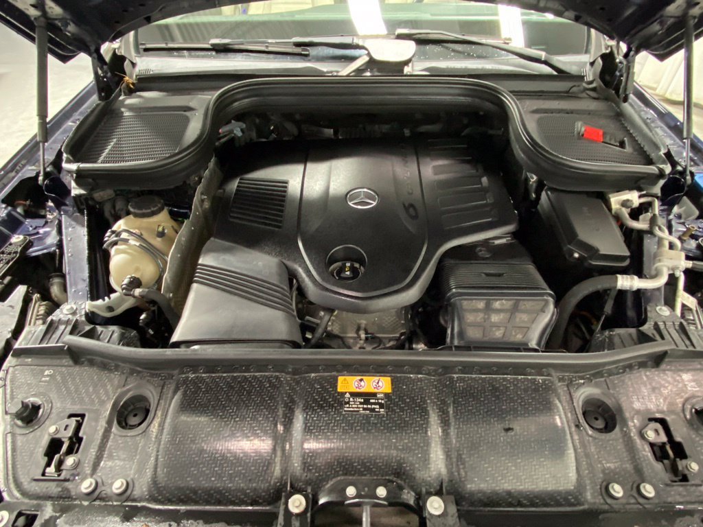Used 2020 Mercedes-Benz GLS 450 4MATIC image 11