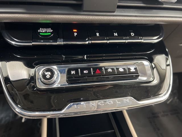 Certified 2023 Lincoln Corsair AWD w/ Equipment Group 101A image 17