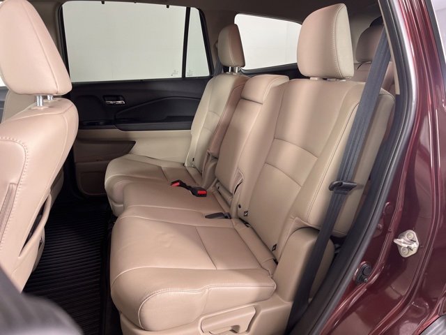 Used 2019 Honda Pilot Touring image 17