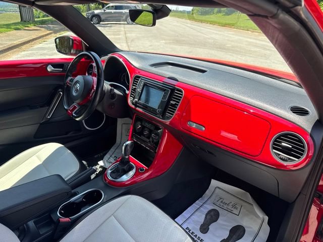 Used 2017 Volkswagen Beetle 1.8T SE FWD image 11