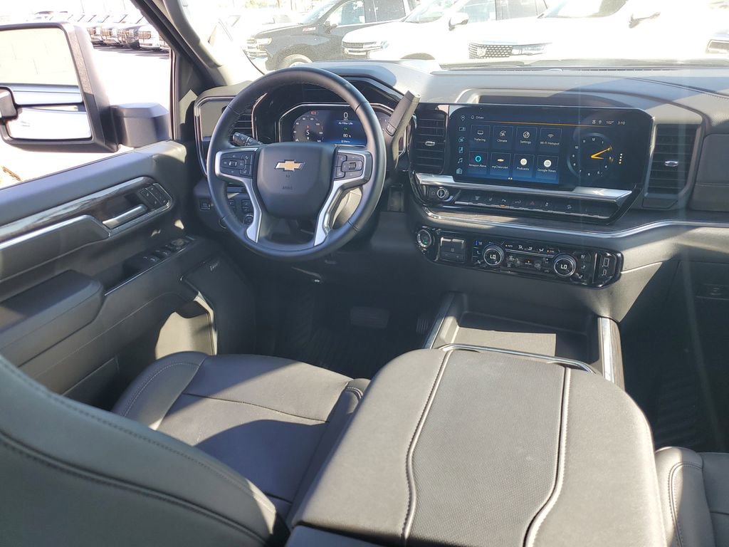 Used 2024 Chevrolet Silverado 2500 LTZ w/ LTZ Premium Package image 12