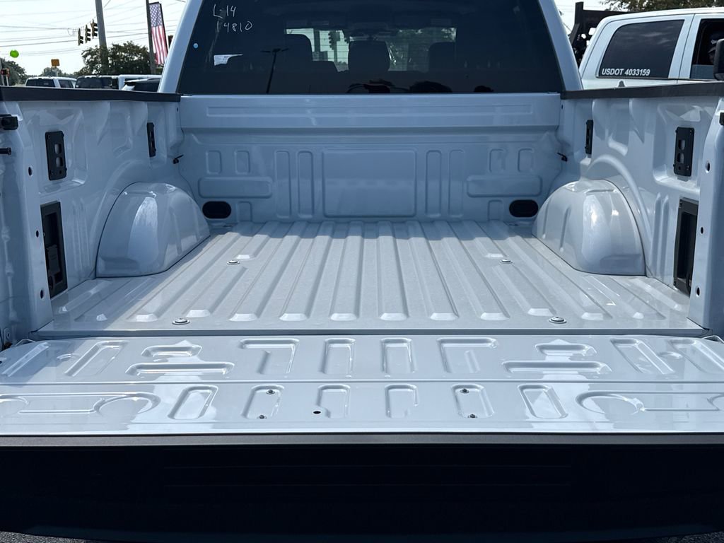 New 2025 Ford F150 Lightning Flash AWD/4WD image 18