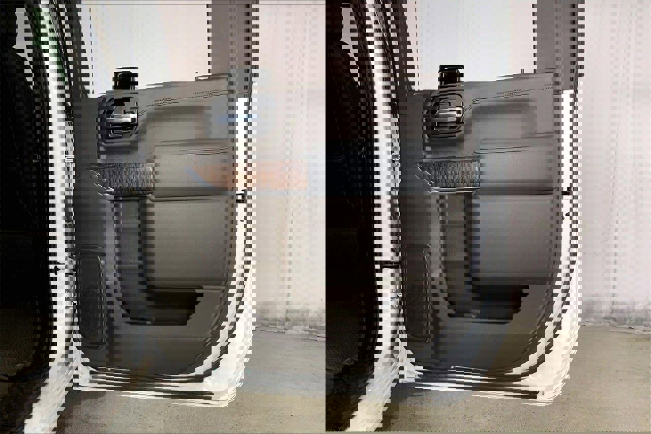 Used 2020 GMC Sierra 2500 Denali w/ Denali Ultimate Package image 22