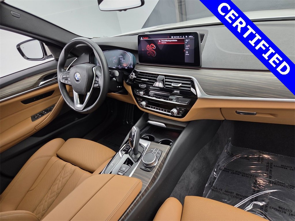Certified 2022 BMW 540i w/ Premium Package image 17