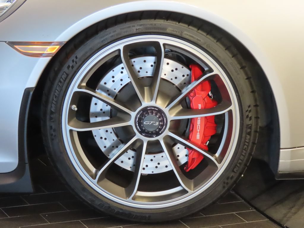 Certified 2014 Porsche 911 GT3 RWD image 11