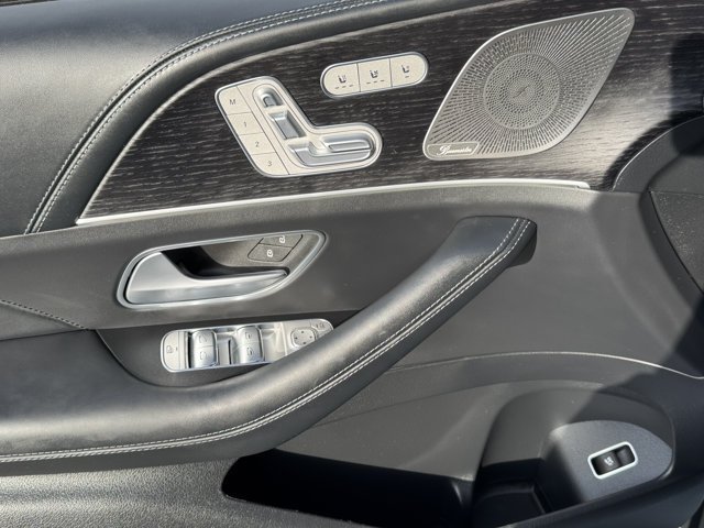 New 2026 Mercedes-Benz GLS 63 AMG 4MATIC image 9