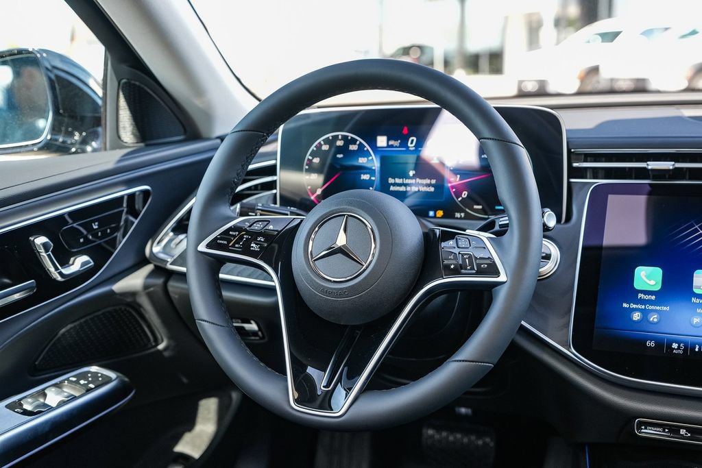 New 2026 Mercedes-Benz E 350 4MATIC Sedan image 16