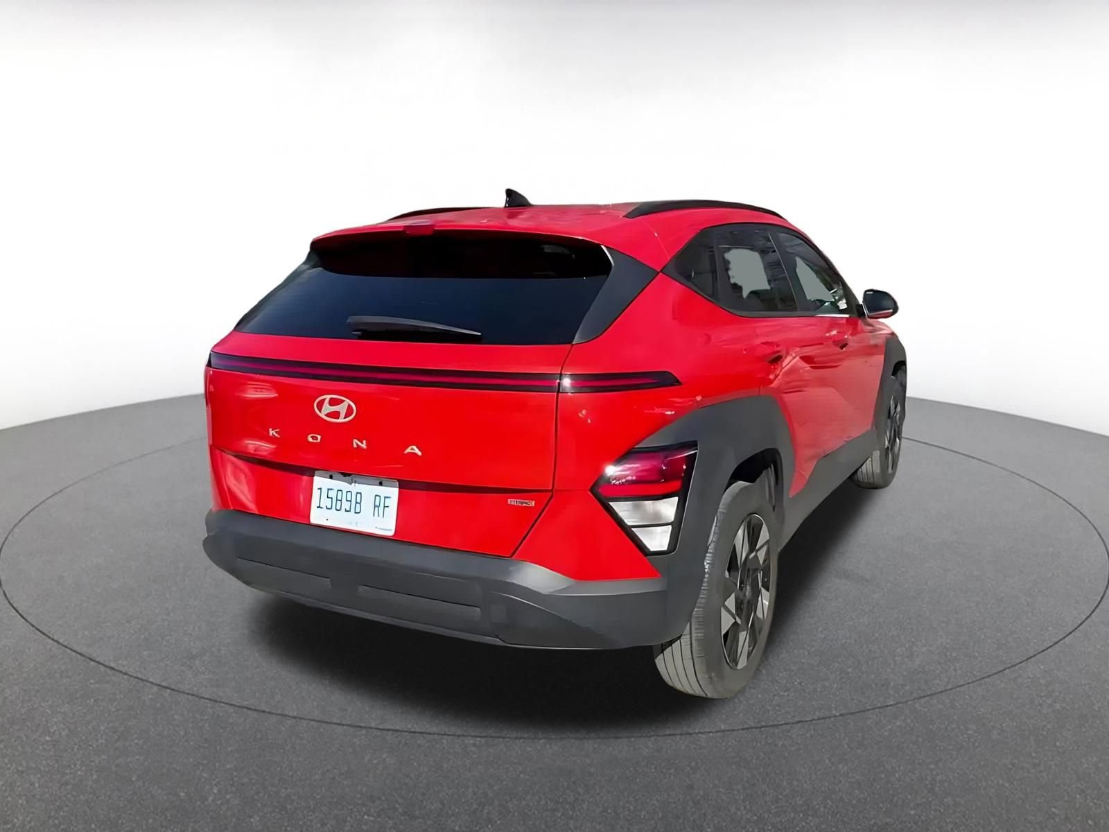 Used 2025 Hyundai Kona SEL image 14
